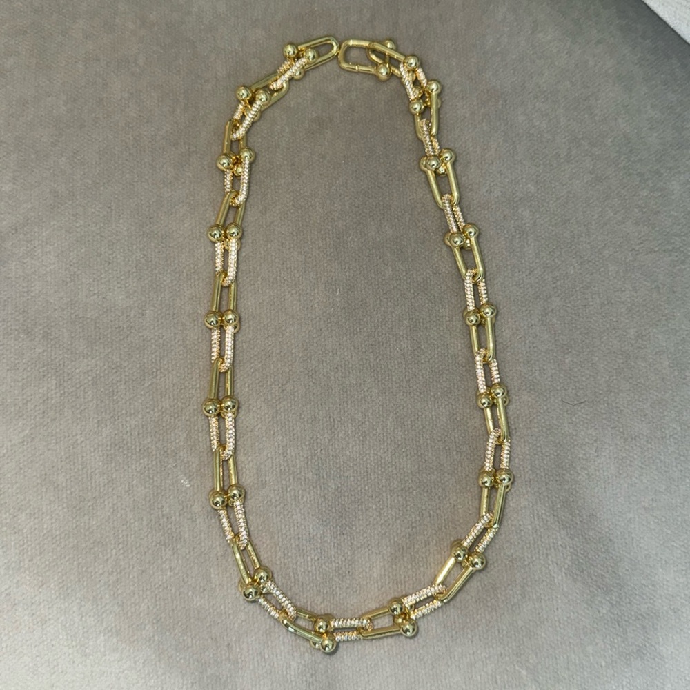 Viral Tiffany & Co Like Chain links with crystal detail necklace gold color